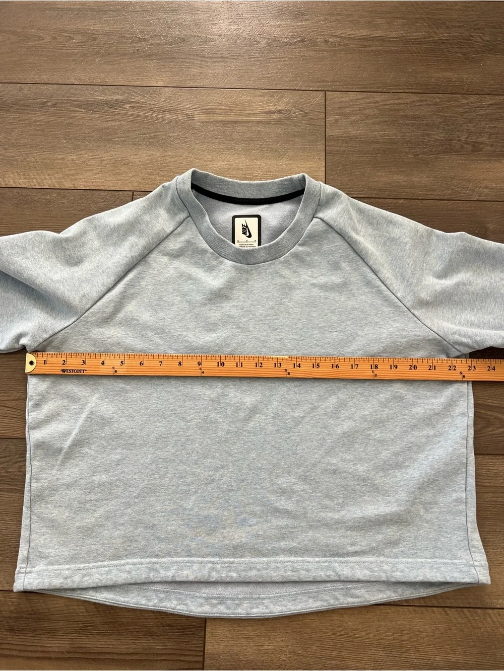 Nike Lab Women's Essentials Fleece Crew Sweatshirt (Blue) Medium